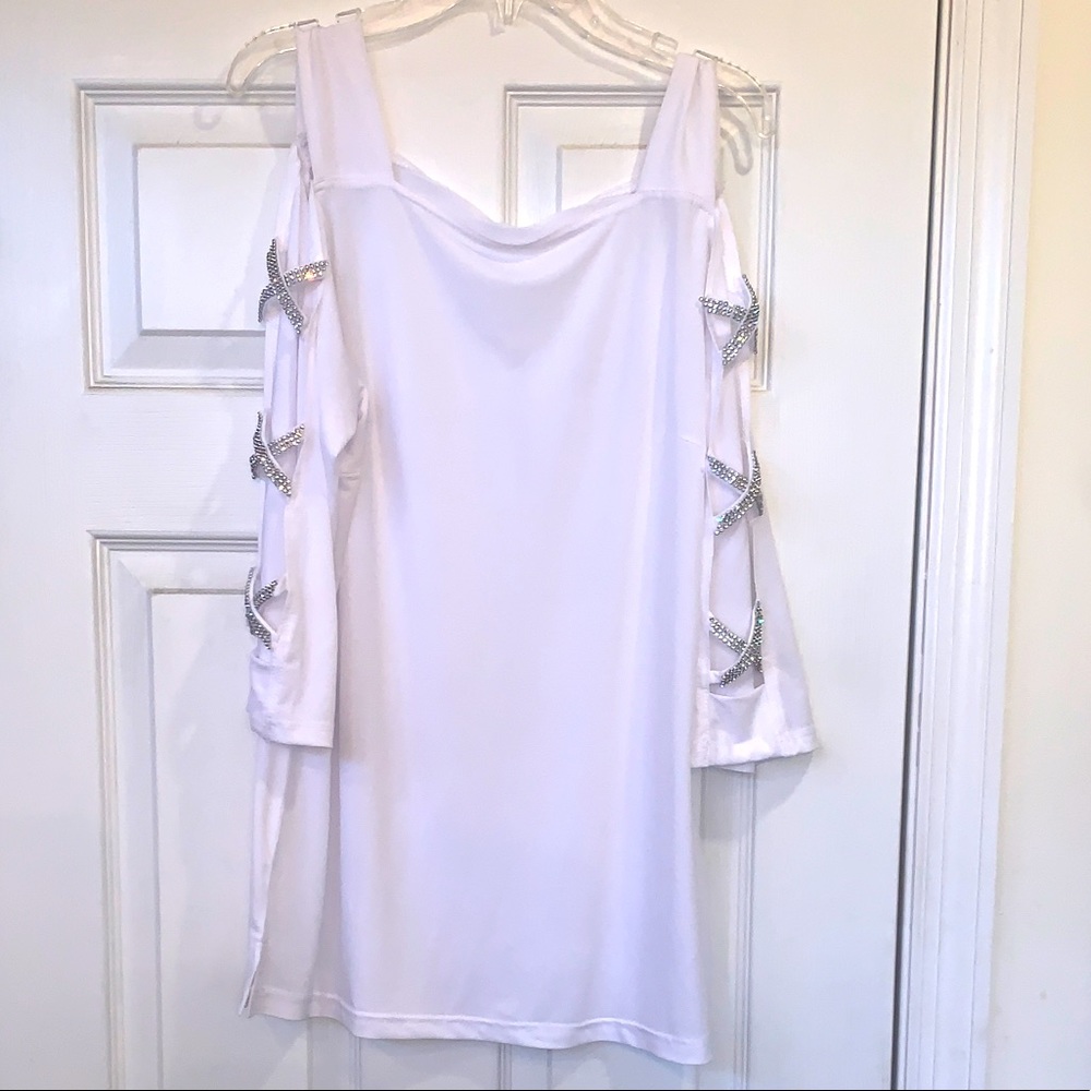Dressy white blouse w arm cutouts and rhinestones